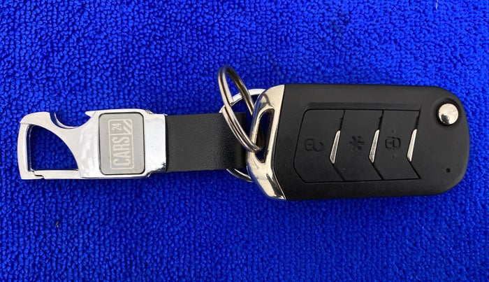 2022 Mahindra Thar LX D 4*4 MT HT, Diesel, Manual, 4,342 km, Key Close Up