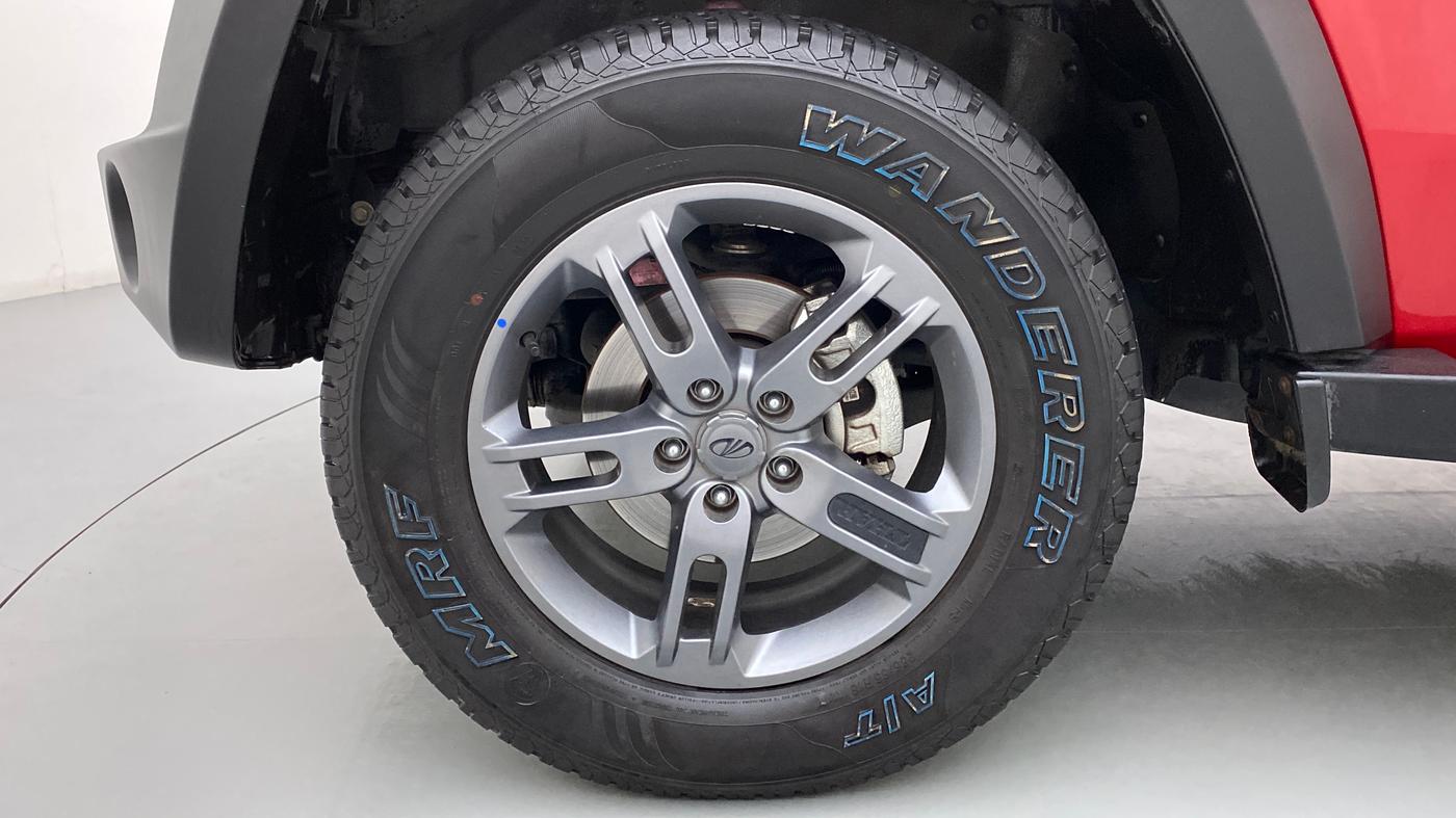 2022 Mahindra Thar LX D 4*4 MT HT, Diesel, Manual, 4,342 km, Left Front Wheel