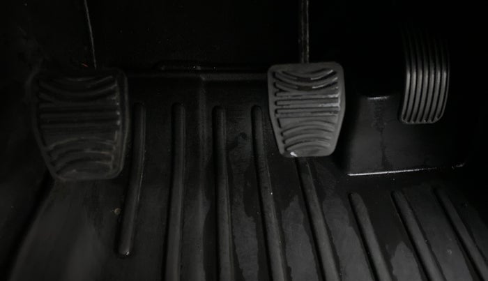 2022 Mahindra Thar LX D 4*4 MT HT, Diesel, Manual, 4,342 km, Pedals