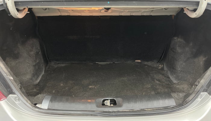 2014 Maruti Swift Dzire VXI, Petrol, Manual, 55,101 km, Boot Inside