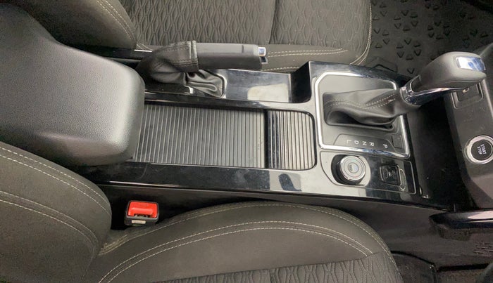 2021 Renault Kiger RXZ TURBO CVT, Petrol, Automatic, 39,871 km, Gear Lever