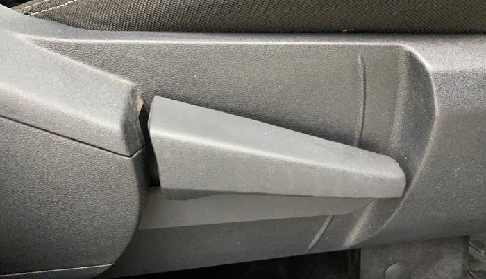 2021 Renault Kiger RXZ TURBO CVT, Petrol, Automatic, 39,871 km, Driver Side Adjustment Panel