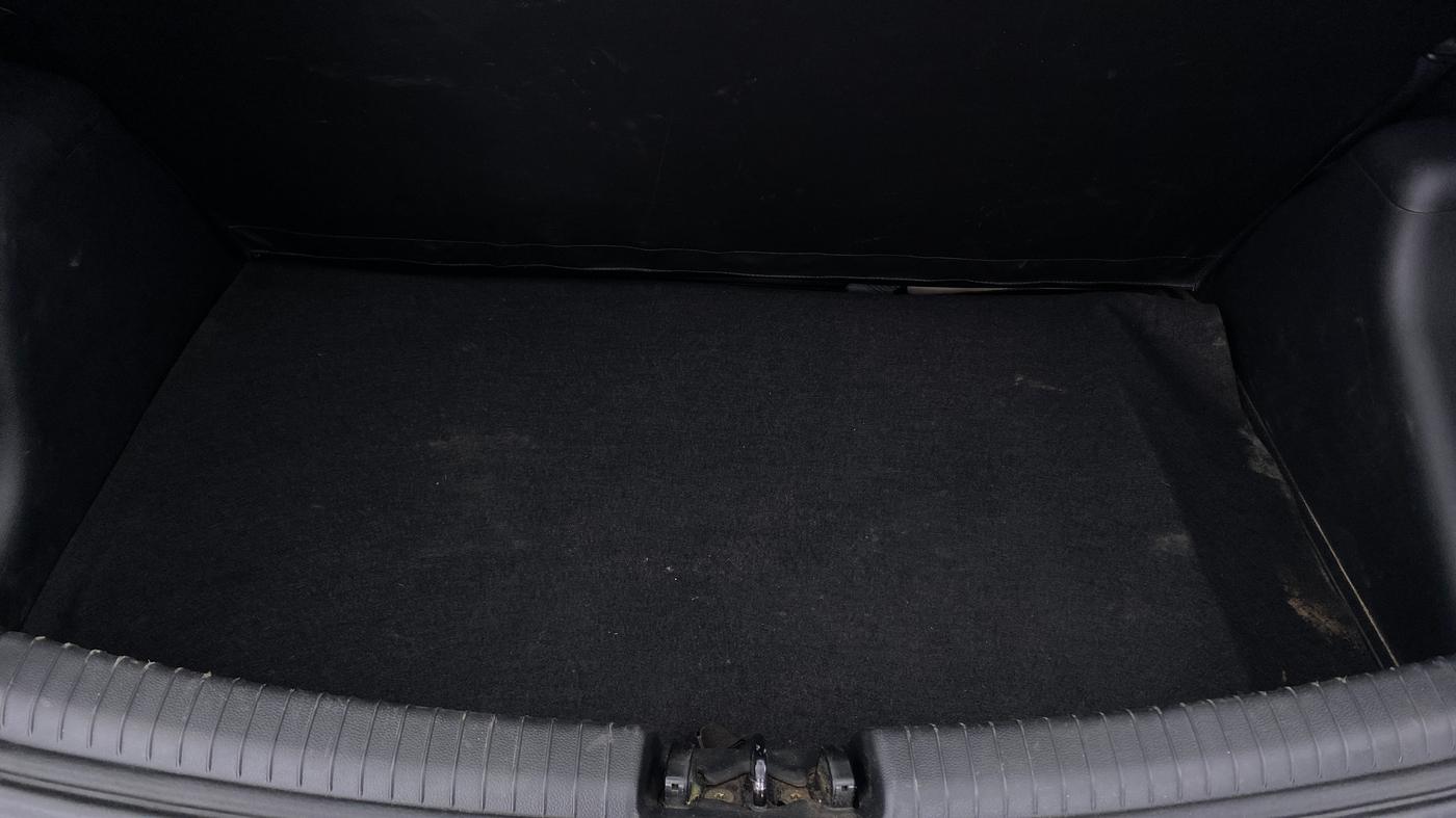 2016 Hyundai Grand i10 SPORTZ 1.2 KAPPA VTVT, Petrol, Manual, 35,320 km, Boot Inside