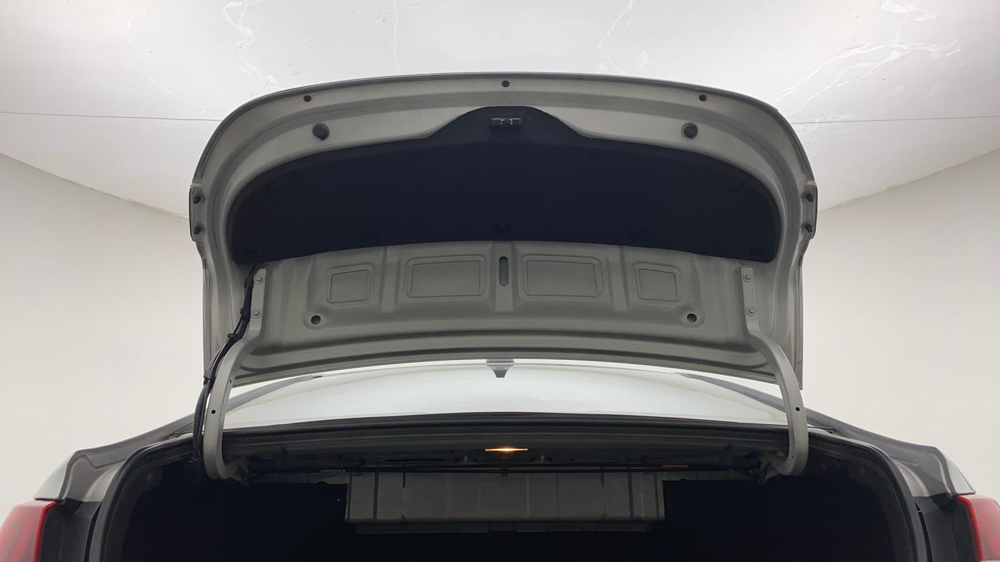 2019 Hyundai Verna 1.6 VTVT SX (O) AT, Petrol, Automatic, 49,045 km, Boot Door Open