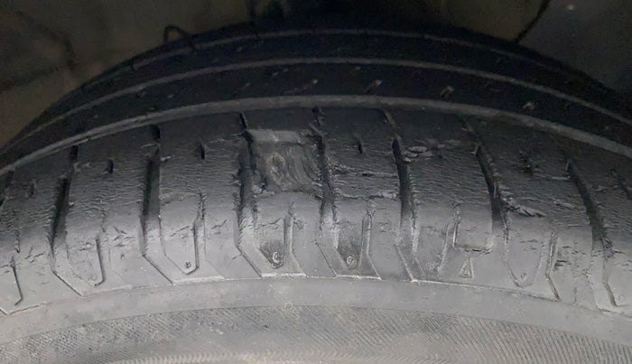 2019 Hyundai Verna 1.6 VTVT SX (O) AT, Petrol, Automatic, 49,045 km, Right Front Tyre Tread