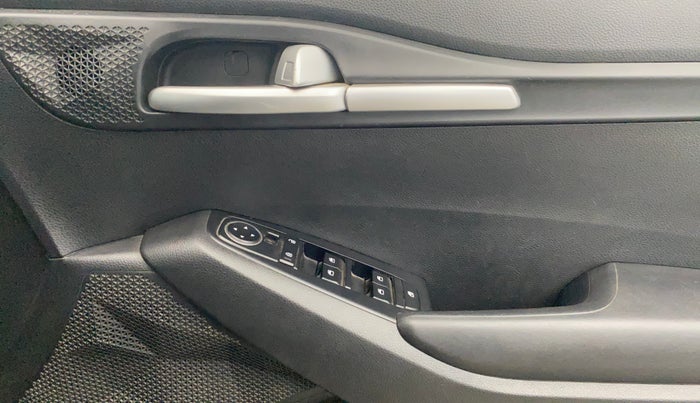 2020 KIA SELTOS HTK 1.5 DIESEL, Diesel, Manual, 94,175 km, Driver Side Door Panels Control