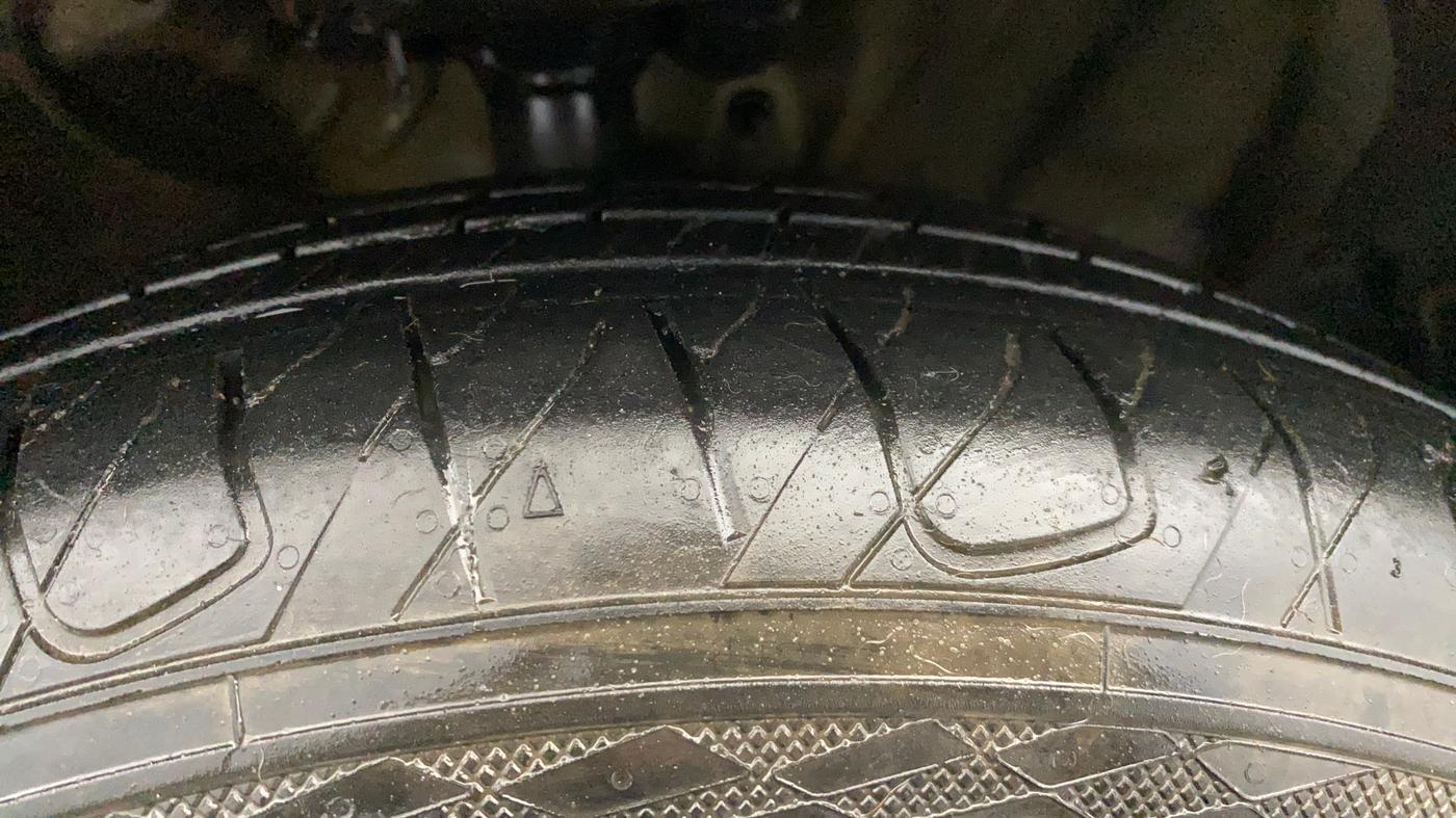 2020 KIA SELTOS HTK 1.5 DIESEL, Diesel, Manual, 94,175 km, Right Front Tyre Tread