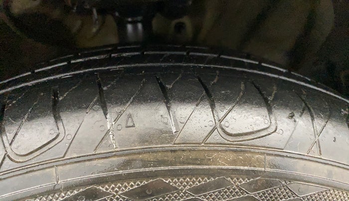 2020 KIA SELTOS HTK 1.5 DIESEL, Diesel, Manual, 94,175 km, Right Front Tyre Tread
