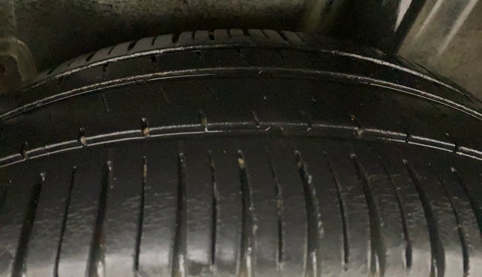 2013 Volkswagen Polo HIGHLINE DIESEL, Diesel, Manual, 88,009 km, Left Rear Tyre Tread