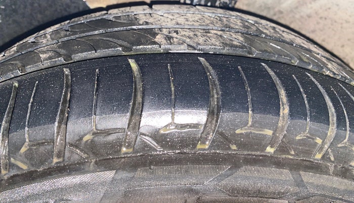 2020 Hyundai Verna 1.6 VTVT SX, Petrol, Manual, 84,553 km, Left Front Tyre Tread