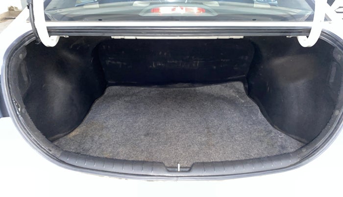 2020 Hyundai Verna 1.6 VTVT SX, Petrol, Manual, 84,553 km, Boot Inside