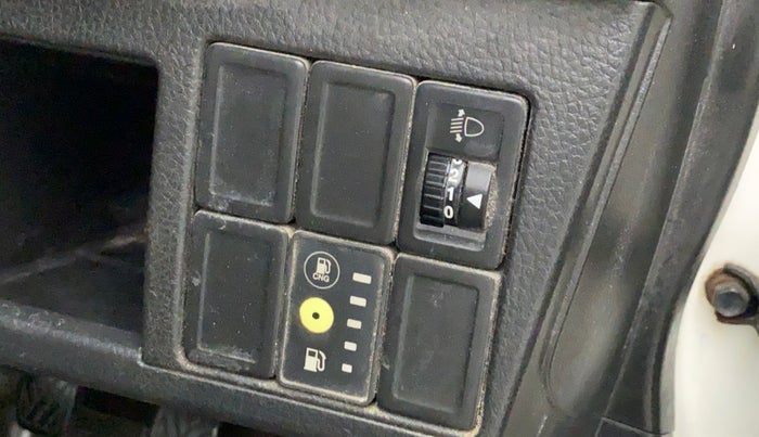 2015 Maruti Wagon R 1.0 LXI CNG, CNG, Manual, 85,038 km, Dashboard - Headlight height adjustment not working