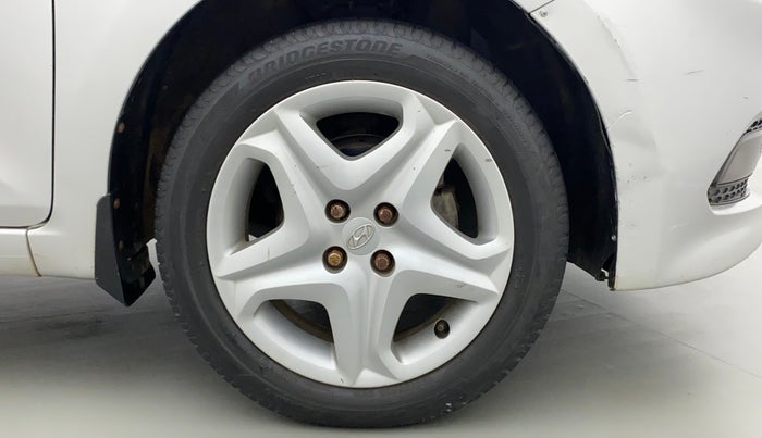 2017 Hyundai Elite i20 ASTA 1.2, Petrol, Manual, 39,113 km, Right Front Wheel