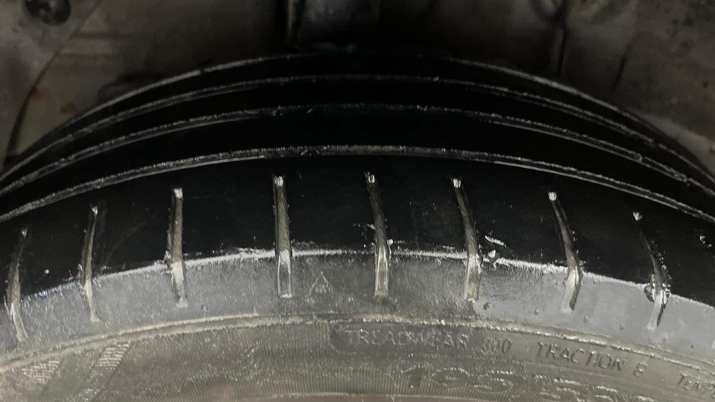 2018 Hyundai Elite i20 ASTA 1.2 (O), CNG, Manual, 1,15,452 km, Right Rear Tyre Tread