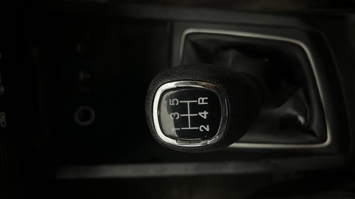 2018 Hyundai Elite i20 ASTA 1.2 (O), CNG, Manual, 1,15,452 km, Gear Lever