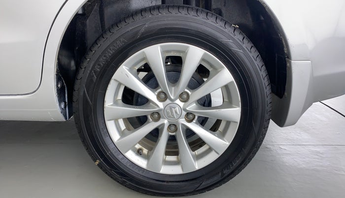 2014 Maruti Ertiga ZXI, Petrol, Manual, 60,849 km, Left Rear Wheel