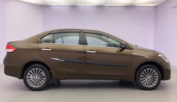 2016 Maruti Ciaz ZXI+, Petrol, Manual, 90,656 km, Right Side View