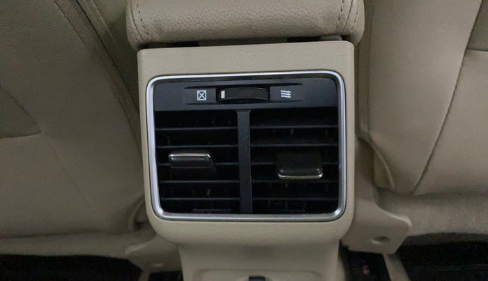 2016 Maruti Ciaz ZXI+, Petrol, Manual, 90,656 km, Rear AC Vents