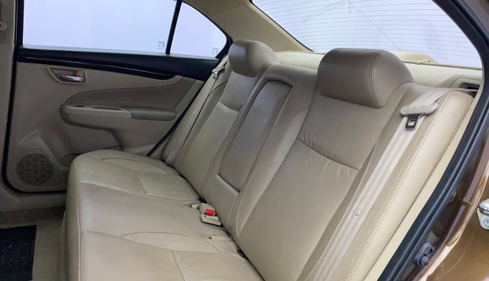 2016 Maruti Ciaz ZXI+, Petrol, Manual, 90,656 km, Right Side Rear Door Cabin