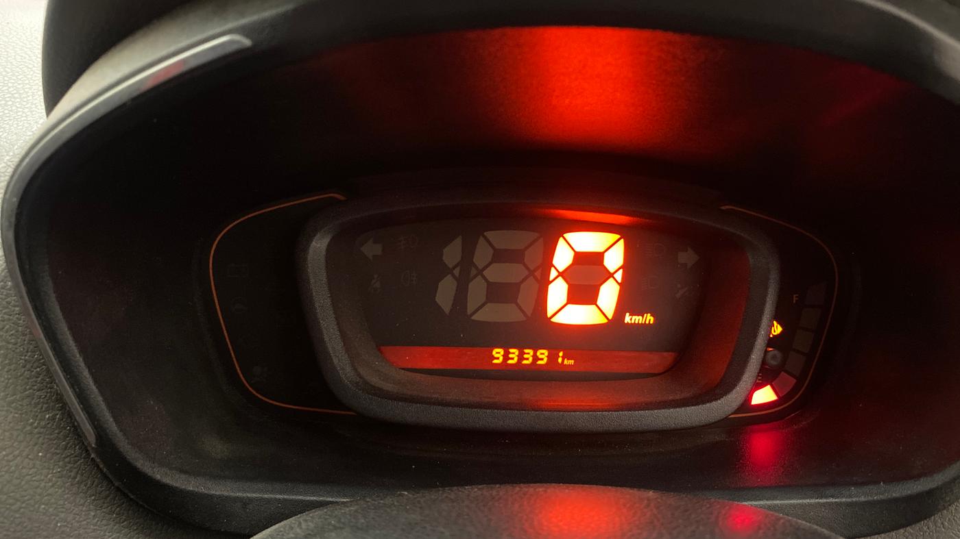 2018 Renault Kwid RXT 1.0 (O), Petrol, Manual, 93,378 km, Odometer Image
