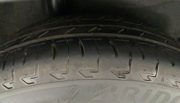 2022 Honda WR-V 1.2L I-VTEC SV MT, Petrol, Manual, 5,276 km, Right Rear Tyre Tread