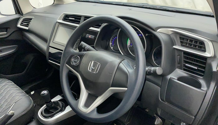 2022 Honda WR-V 1.2L I-VTEC SV MT, Petrol, Manual, 5,276 km, Dashboard - Minor damage