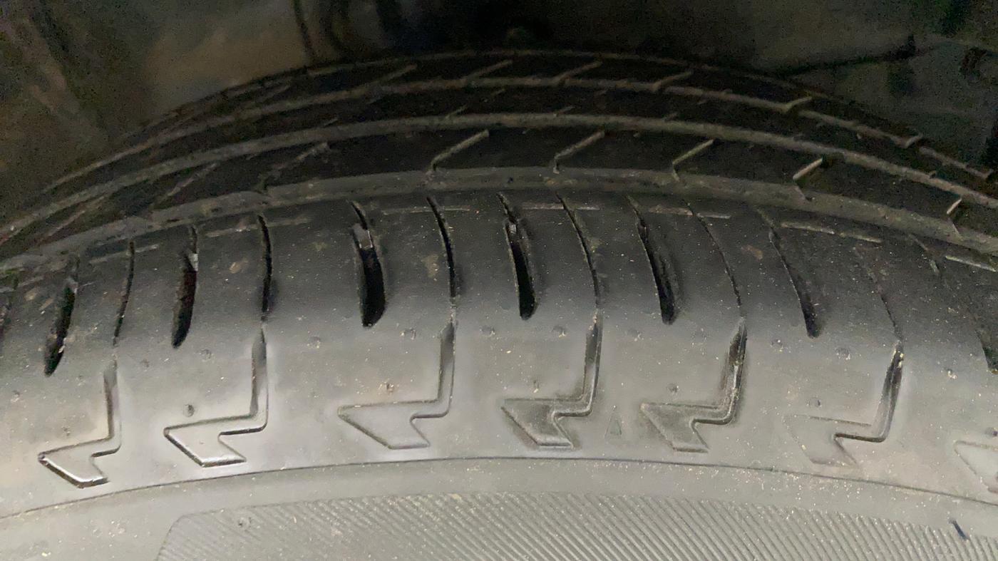 2022 Honda WR-V 1.2L I-VTEC SV MT, Petrol, Manual, 5,276 km, Right Front Tyre Tread