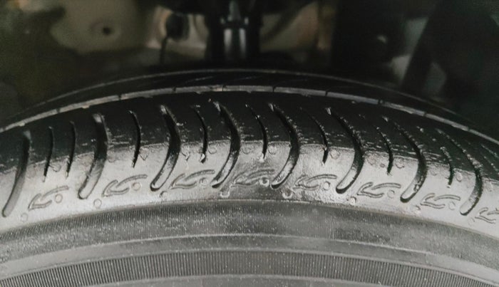 2022 Honda Amaze 1.2L I-VTEC VX CVT, Petrol, Automatic, 92,001 km, Right Front Tyre Tread