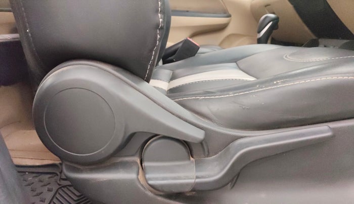 2022 Honda Amaze 1.2L I-VTEC VX CVT, Petrol, Automatic, 92,001 km, Driver Side Adjustment Panel