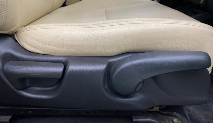 2017 Honda Jazz 1.2L I-VTEC V AT, Petrol, Automatic, 51,643 km, Driver Side Adjustment Panel