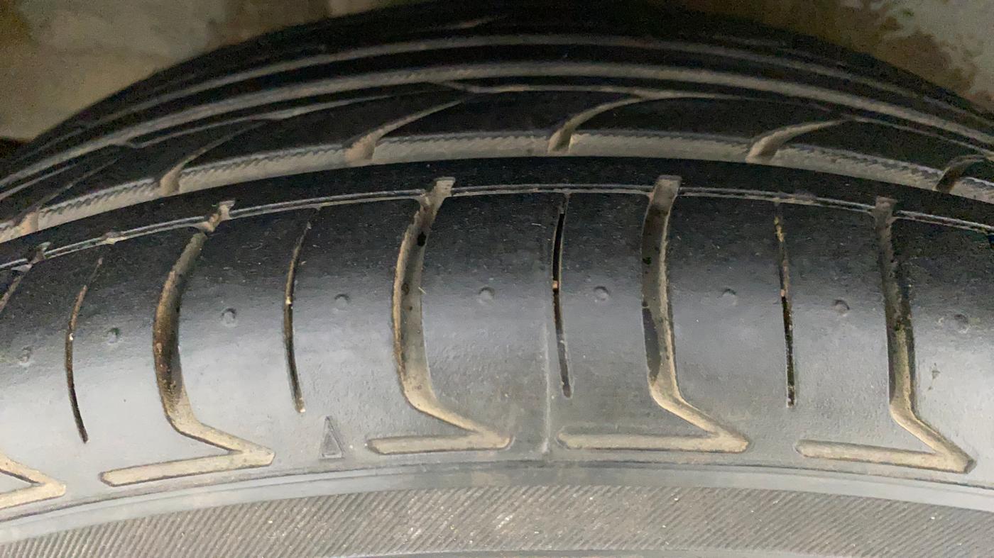 2017 Honda Jazz 1.2L I-VTEC V AT, Petrol, Automatic, 51,643 km, Right Rear Tyre Tread