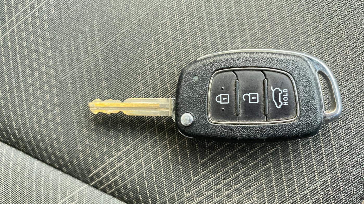 2019 Hyundai Creta E PLUS 1.6 PETROL, Petrol, Manual, 98,563 km, Key Close Up