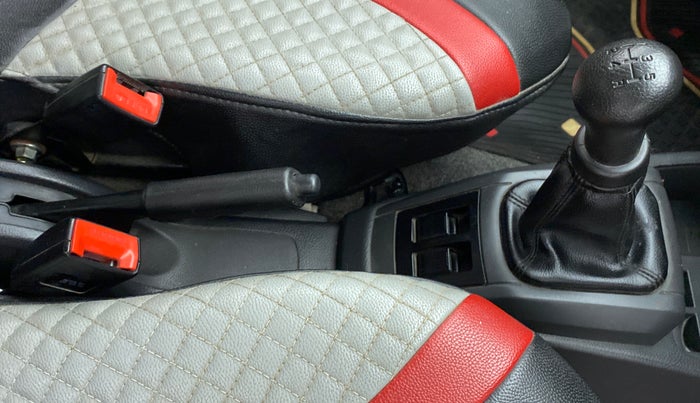 2016 Maruti Alto 800 LXI, Petrol, Manual, 37,744 km, Gear Lever