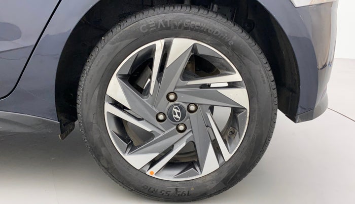 2021 Hyundai NEW I20 ASTA (O) 1.2 MT, Petrol, Manual, 31,974 km, Left Rear Wheel