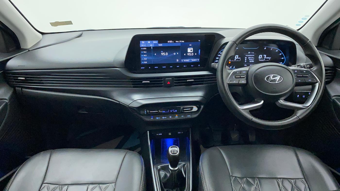 2021 Hyundai NEW I20 ASTA (O) 1.2 MT, Petrol, Manual, 31,974 km, Dashboard