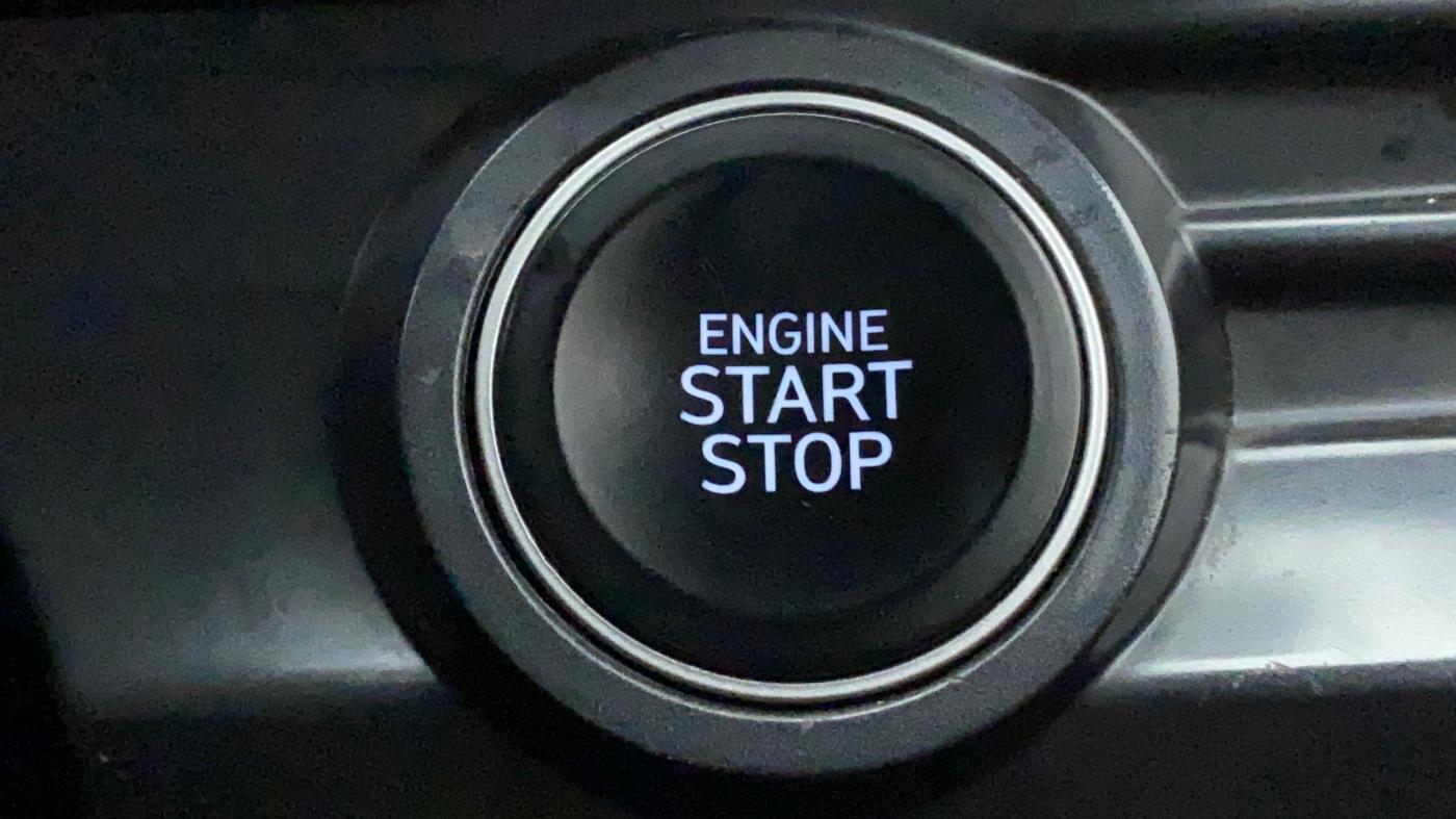 2021 Hyundai NEW I20 ASTA (O) 1.2 MT, Petrol, Manual, 31,974 km, Keyless Start/ Stop Button