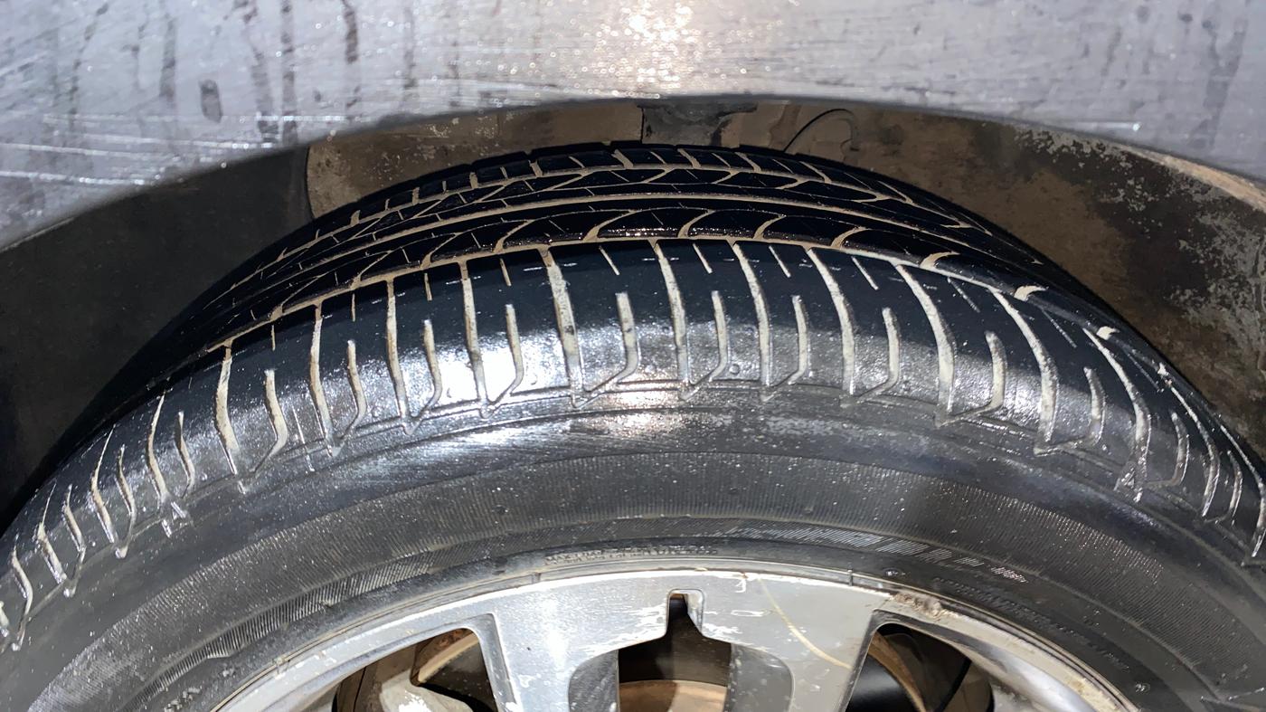 2016 Hyundai i20 Active 1.2 S, Petrol, Manual, 1,13,709 km, Left Front Tyre Tread