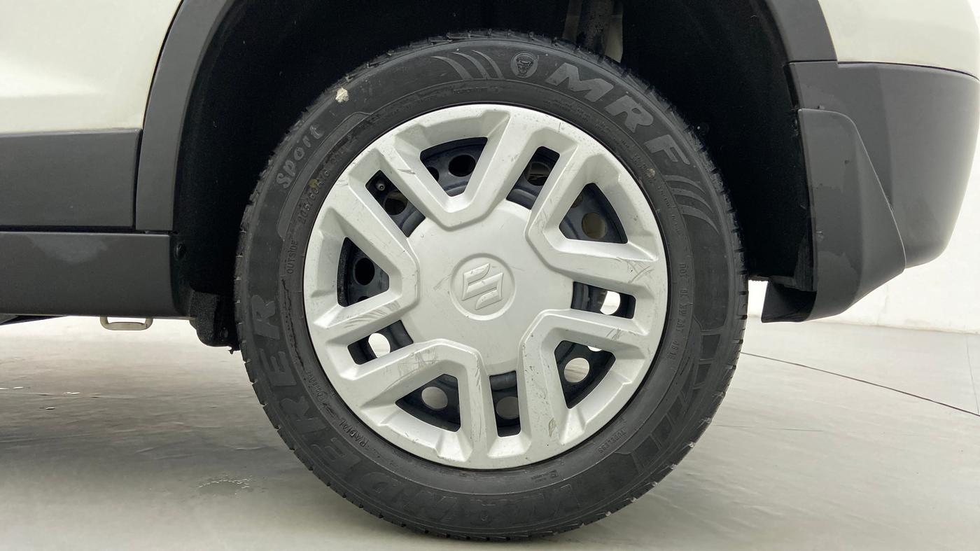 2019 Maruti Vitara Brezza VDI, Diesel, Manual, 29,523 km, Left Rear Wheel