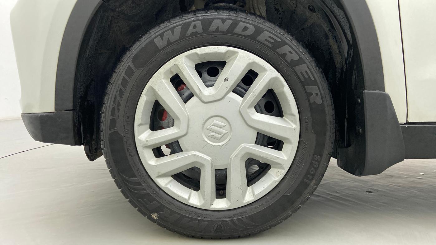 2019 Maruti Vitara Brezza VDI, Diesel, Manual, 29,523 km, Left Front Wheel
