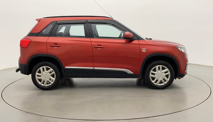 2017 Maruti Vitara Brezza VDI (O), Diesel, Manual, 93,577 km, Right Side View