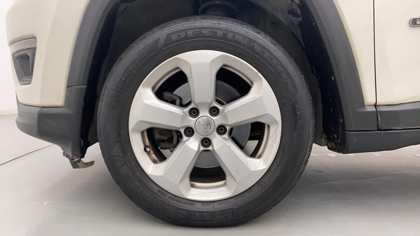 2018 Jeep Compass LONGITUDE 2.0 DIESEL, Diesel, Manual, 1,14,373 km, Left Front Wheel