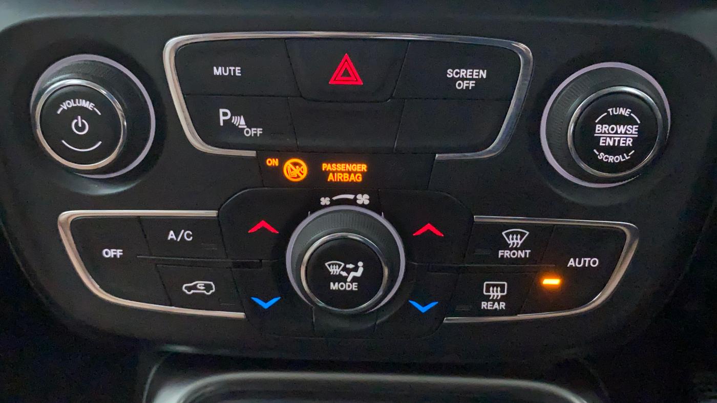 2018 Jeep Compass LONGITUDE 2.0 DIESEL, Diesel, Manual, 1,14,373 km, Automatic Climate Control