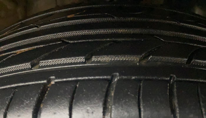 2019 Hyundai VENUE S 1.0 TURBO DCT, Petrol, Automatic, 81,168 km, Right Front Tyre Tread