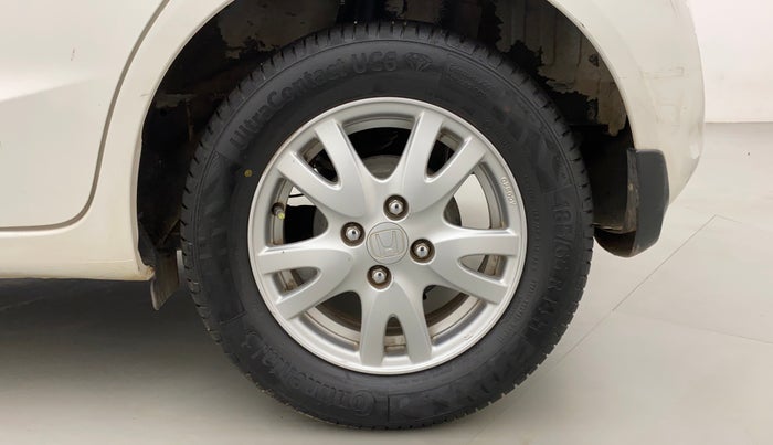 2017 Honda Brio VX AT, Petrol, Automatic, 44,314 km, Left Rear Wheel