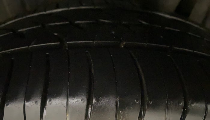 2019 Maruti Ertiga ZXI AT SHVS, Petrol, Automatic, 81,568 km, Left Rear Tyre Tread