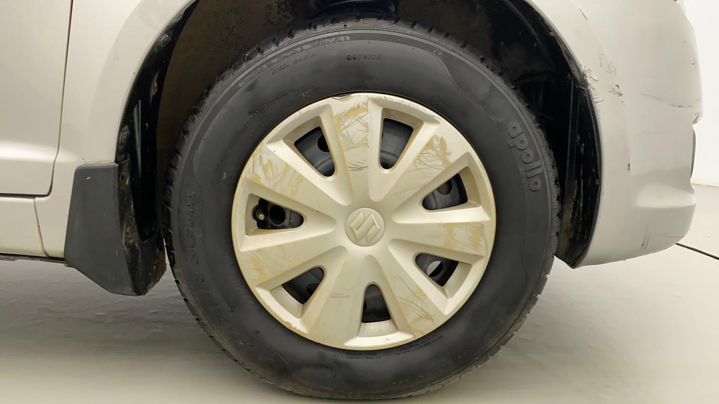 2010 Maruti Swift Dzire VXI, Petrol, Manual, 422 km, Right Front Wheel