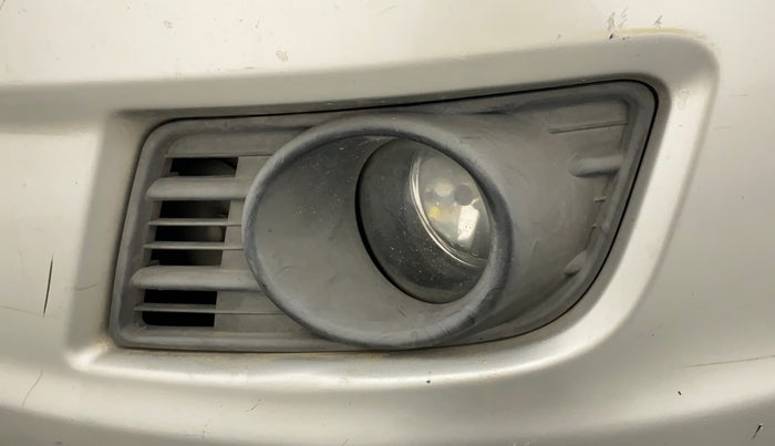 2010 Maruti Swift Dzire VXI, Petrol, Manual, 422 km, Left fog light - Not working