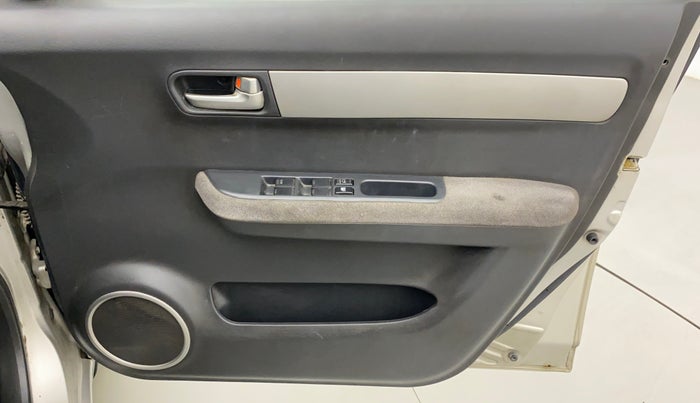 2010 Maruti Swift Dzire VXI, Petrol, Manual, 422 km, Driver Side Door Panels Control