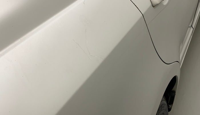 2010 Maruti Swift Dzire VXI, Petrol, Manual, 422 km, Right quarter panel - Minor scratches