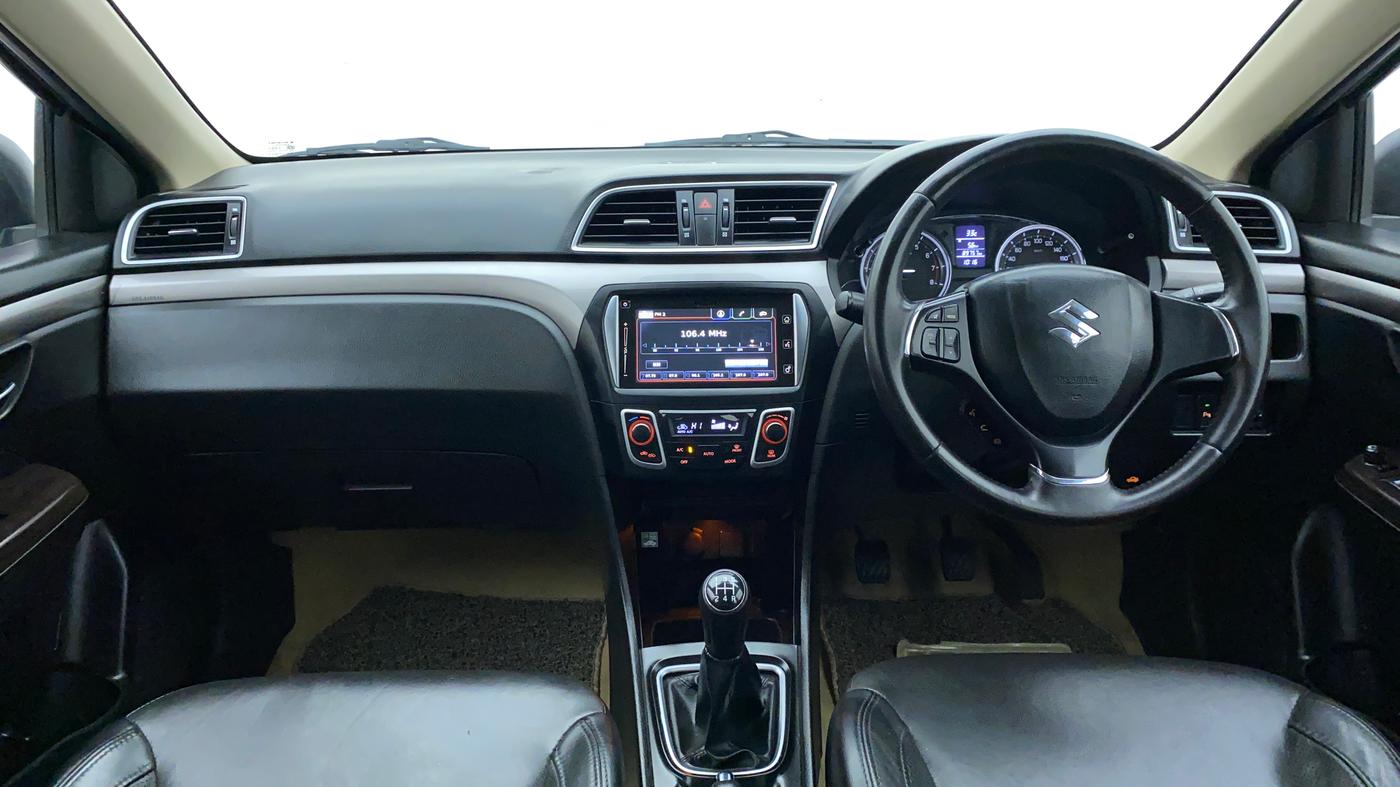 2017 Maruti Ciaz S 1.4 MT PETROL, Petrol, Manual, 89,757 km, Dashboard